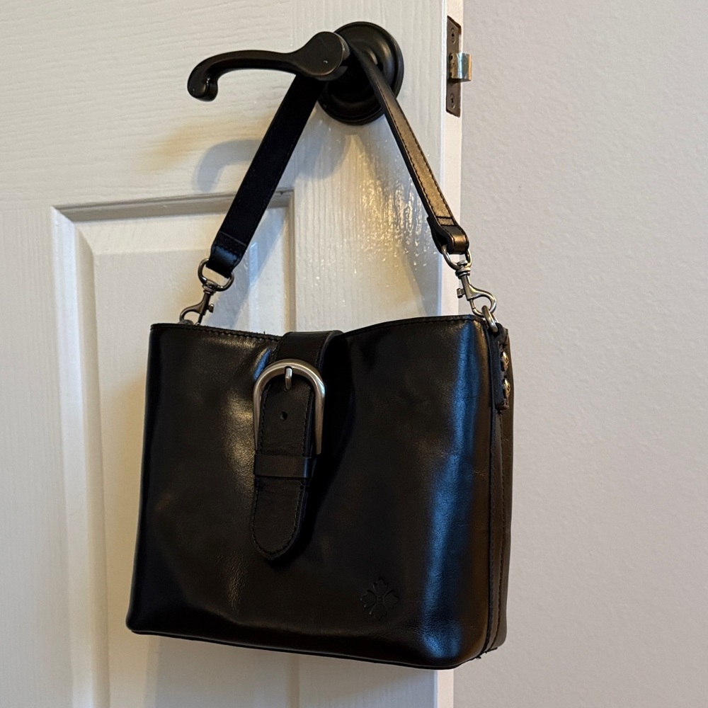 Black Leather Top-Handle Shoulder Bag with Buckle Accent